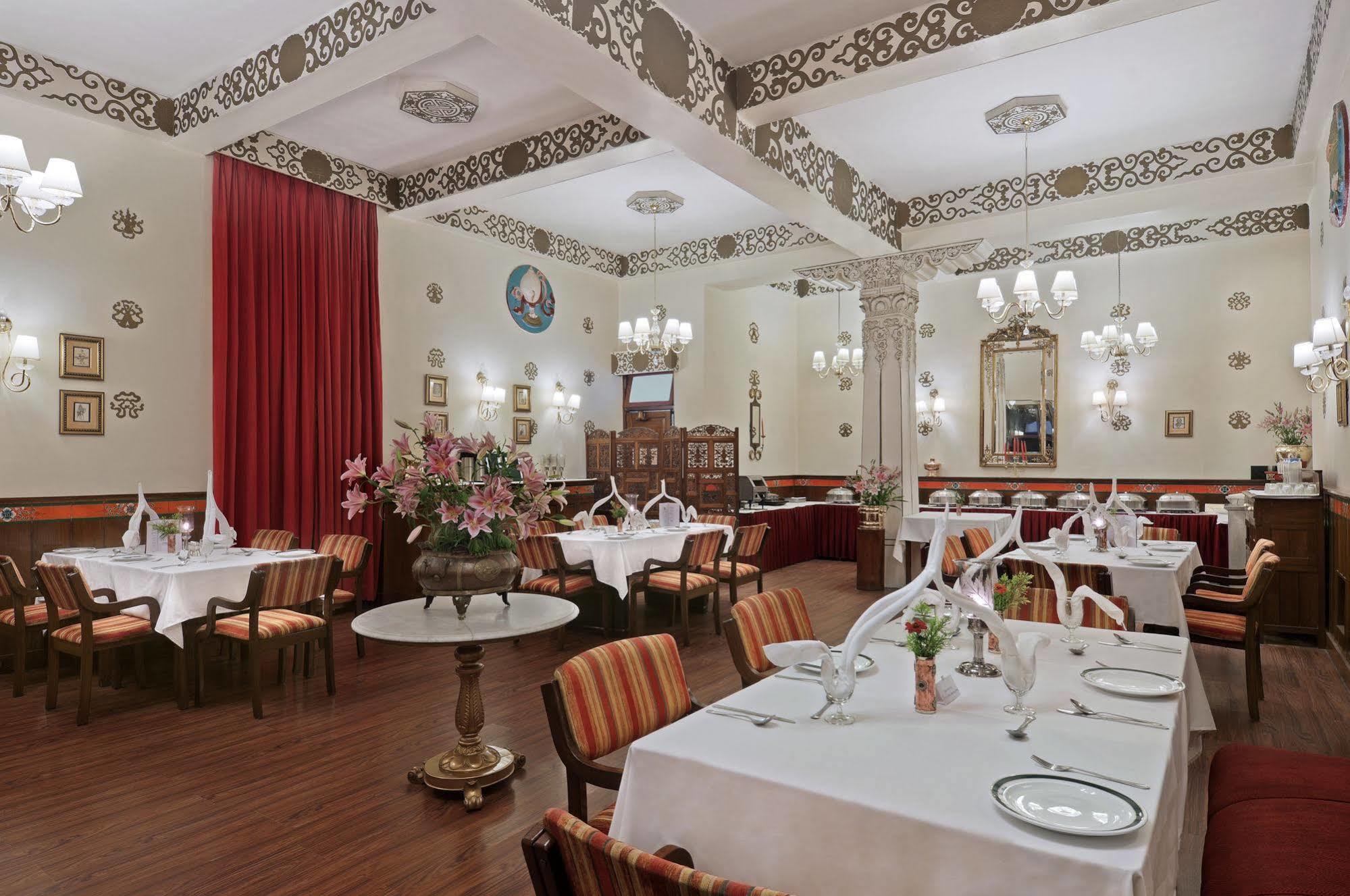 The Elgin Norkhill - Heritage Resort And Spa Gangtok Bagian luar foto